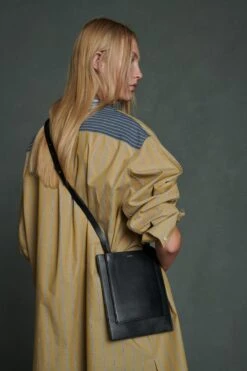 Soeur POCHETTE AJACCIO -Soeur 02 016 ALBERT ANAELLE AURES AZALEE AJACCIO 0061