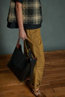 Soeur SAC SAUDADE -Soeur 02 017 ANKARA ARLETTE ANEMONE AVRIL SAUDADE TONY COLLECTION 0054