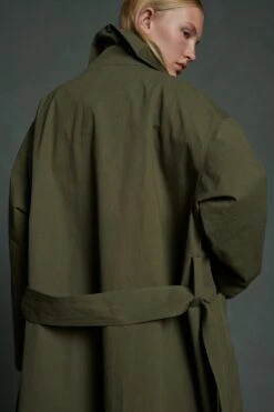 Soeur MANTEAU ALBATROS -Soeur 02 022 ALDA ALBATROS ALISSIO ANEMONE ANDRA 0078