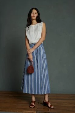 Soeur JUPE REINE -Soeur 05 034 REINE ALCESTE AMAYA ASTREE AMAL 0032