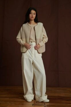 Soeur GILET RÉVERSIBLE SANS MANCHES VINH 10 Soeur GILET RÉVERSIBLE SANS MANCHES VINH -Soeur 06 014 ACE1 VAGABOND ALEX VINH1 0019 d81a21f5 74dd 4340 beca 0667311a0f3a