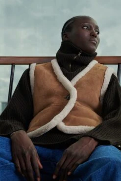 Soeur GILET SANS MANCHES PYRENEES 14 Soeur GILET SANS MANCHES PYRENEES -Soeur 10 027 PYRENEES VISBY THABOR SAUVAGE 0041 49d8cf1d c836 4182 8d73 55ad3c636cf4