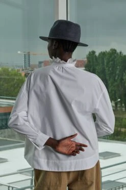 Soeur -Soeur 11 008 WESTERN VAGABOND LOUISE VELIKA WALK 0036